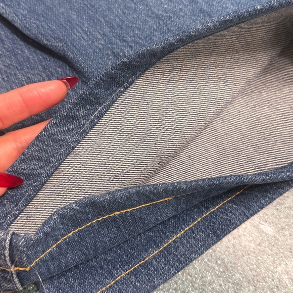 Mother Denim
Downlow Spinner Heel Straight Leg Jeans - Picture 12 of 12